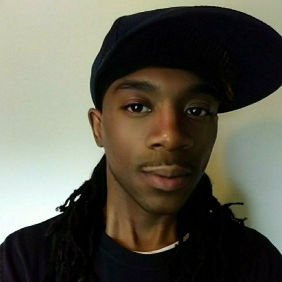 Meet your Posher, Leon - Picture 1 of 1